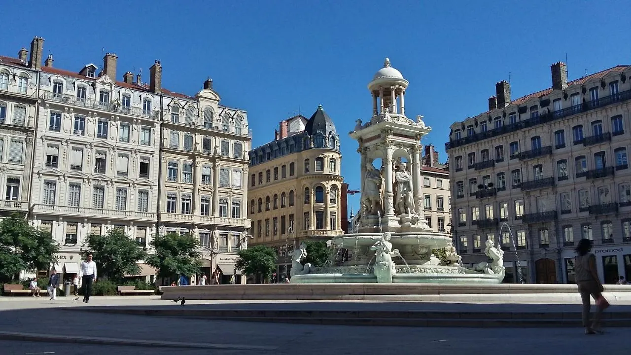 Apartment La Suite A Gaspard - Lyon Bellecour France